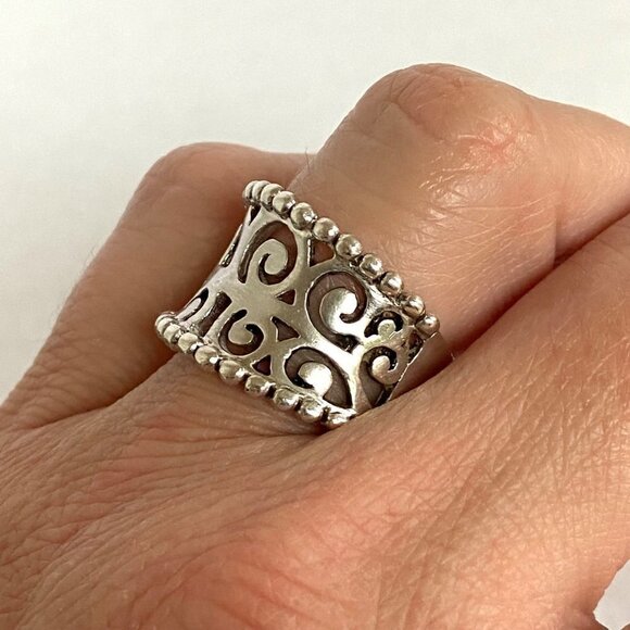 Sterling Silver 925 Curved Pierced Scrollwork 0.5" Wide Band Ring Size 6.5 - Picture 16 of 16